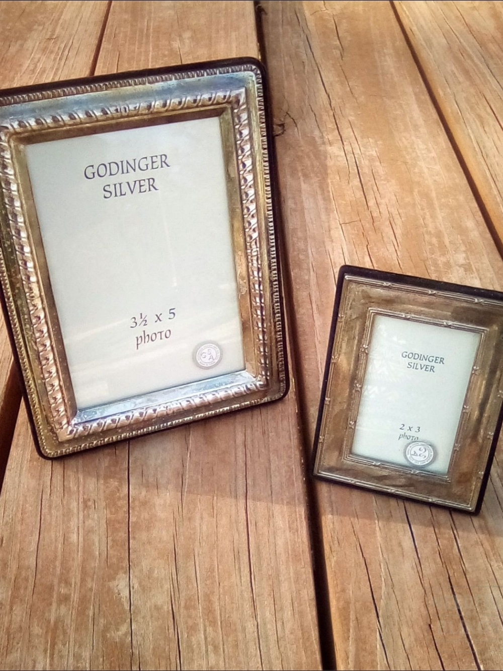 Godinger Silver Vintage Style Hammered Frame Set 2pc Home Decor